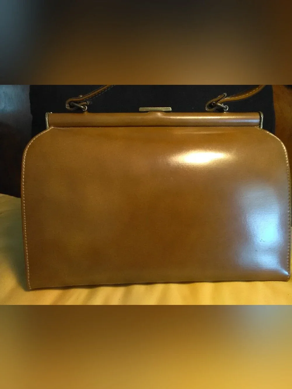 ANTIQUE LEATHER Tan Classic Structured Top-Handle HANDBAG (USA) READ DESCRIPTION
